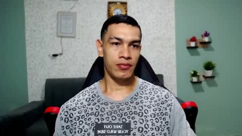 Snapshot of gilbert_marquez chatting on 01.13.25 GILBERT online show from 01.13.25