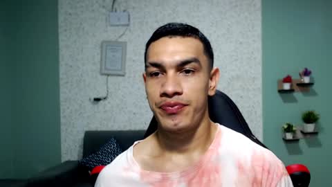 Snapshot of gilbert_marquez chatting on 01.15.25 GILBERT online show from 01.15.25