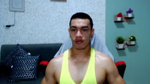 Snapshot of gilbert_marquez chatting on 01.21.25 GILBERT online show from 01.21.25