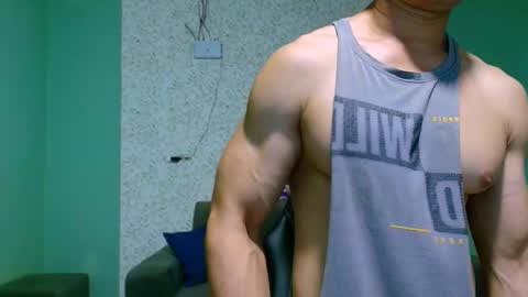 Snapshot of gilbert_marquez chatting on 03.02.25 GILBERT online show from 03.02.25