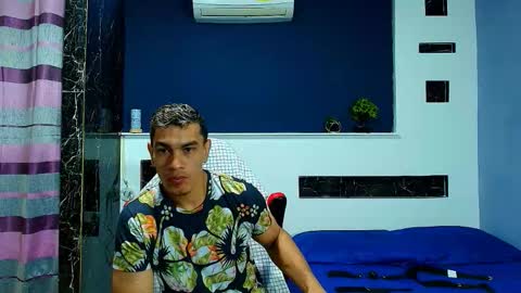 Snapshot of gilbert_marquez chatting on 09.19.25 GILBERT online show from 09.19.25