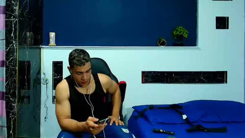 Snapshot of gilbert_marquez chatting on 09.27.25 GILBERT online show from 09.27.25