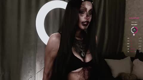 Stacy online show from 10.31.25