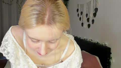 Gin online show from 04.24.26