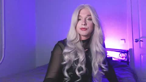 Snapshot of gina_rose_ts chatting on 05.12.26 GinaRose online show from 05.12.26