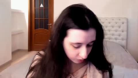 Kate online show from 02.13.25