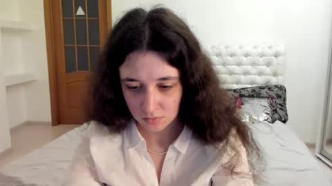 Kate online show from 11.02.25