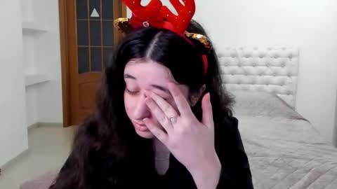 Kate online show from 12.14.25