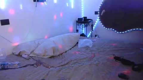 Snapshot of ginaphx chatting on 12.10.24 Serena online show from 12.10.24