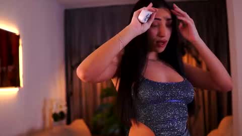 Snapshot of ginavalentinna chatting on 02.19.25 Gina online show from 02.19.25