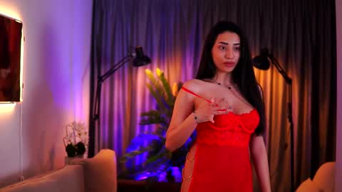 Snapshot of ginavalentinna chatting on 03.01.25 Gina online show from 03.01.25