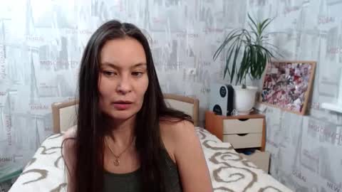 ginaxsoulah   online show from 10.25.25