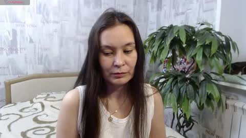 Snapshot of ginaxsoulah__ chatting on 05.28.26 ginaxsoulah online show from 05.28.26