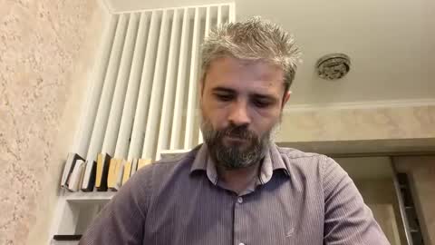 Snapshot of gindrie chatting on 09.11.25 Gabriel online show from 09.11.25