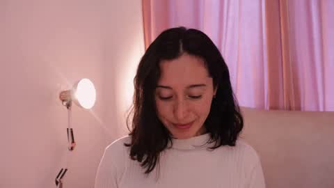 Snapshot of ginevra_esposito chatting on 06.03.26 Ginn online show from 06.03.26