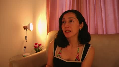 Snapshot of ginevra_esposito chatting on 06.04.26 Ginn online show from 06.04.26