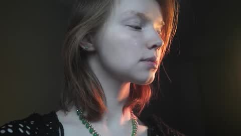        im expecting 350 thumbs up on my altar   online show from 11.25.25