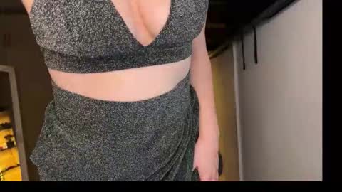 Valery online show from 12.22.25