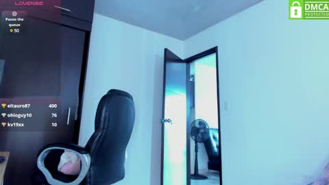 Snapshot of ginger_smil chatting on 03.12.25 Diana online show from 03.12.25