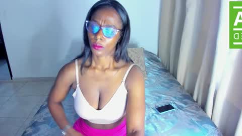 Snapshot of ginger_smil chatting on 10.22.25 Diana online show from 10.22.25