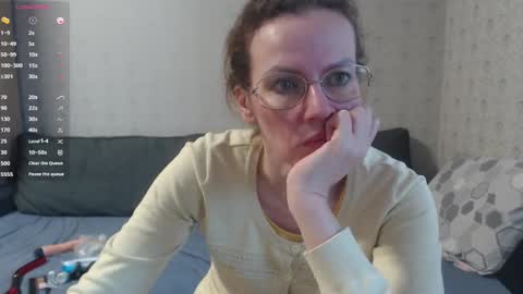 Snapshot of gingermak chatting on 01.02.25 Michelle online show from 01.02.25