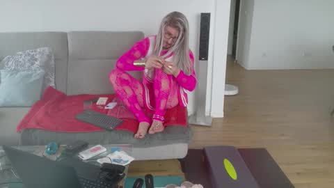 GingerPink online show from 01.08.26