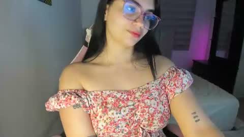 Snapshot of gingersophie_ chatting on 07.27.26 Sophie online show from 07.27.26