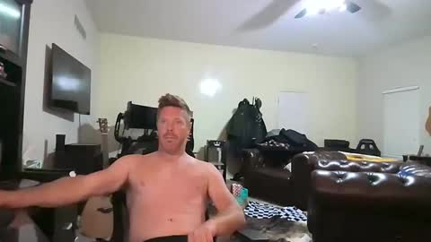 Snapshot of gingerzaddy chatting on 09.09.25 gingerzaddy online show from 09.09.25