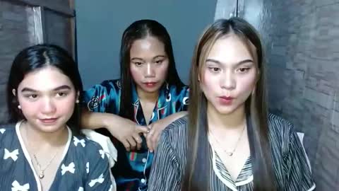 ginna2005 online show from 10.07.25