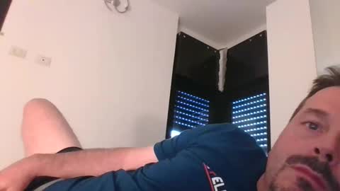 gio_021 online show from 09.21.25