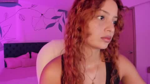 Snapshot of gio_palacios chatting on 03.12.25 Gio online show from 03.12.25