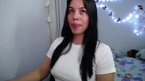 GIO RIVERA online show from 12.23.25