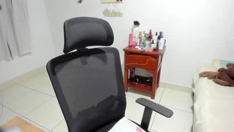 GIO RIVERA online show from 04.14.26