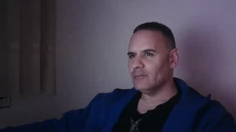 Snapshot of gioshadow chatting on 01.10.25 gioshadow online show from 01.10.25