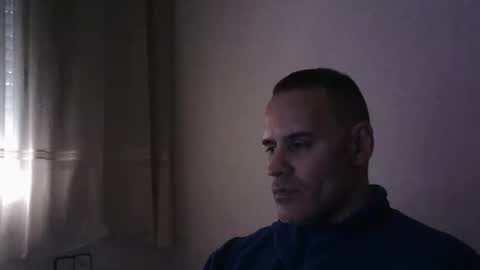 Snapshot of gioshadow chatting on 02.14.25 gioshadow online show from 02.14.25