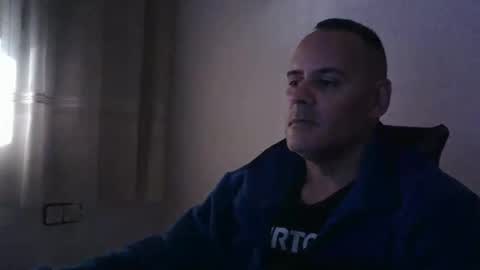 Snapshot of gioshadow chatting on 10.11.25 gioshadow online show from 10.11.25