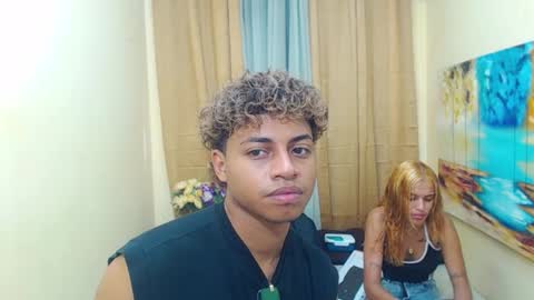 Snapshot of girl_destroy chatting on 09.08.25 adara y feelipe very hot sexy couple online show from 09.08.25