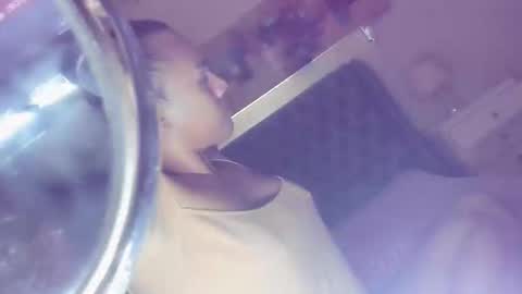 urGIRL online show from 04.08.26