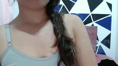 girl_princess18 online show from 11.22.25