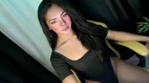 queen ronna online show from 12.05.24