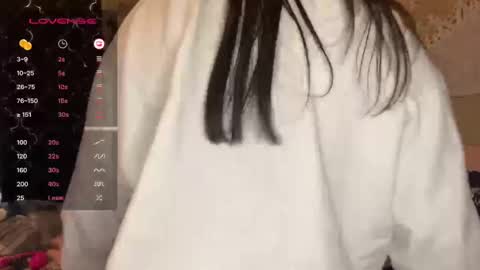 Snapshot of girlofurdreamsxxxxox chatting on 12.20.24 Camille online show from 12.20.24