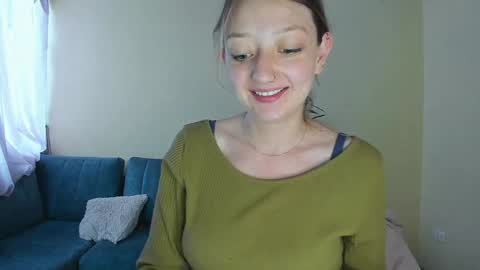 Maze    Thumbs up online show from 01.06.25