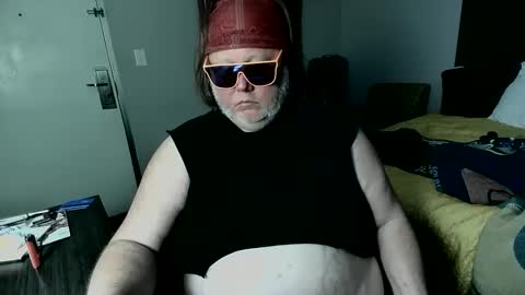 Snapshot of girthmason chatting on 01.19.25 Girth online show from 01.19.25
