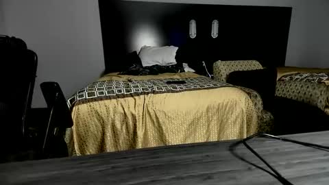 Snapshot of girthmason chatting on 02.08.25 Girth online show from 02.08.25