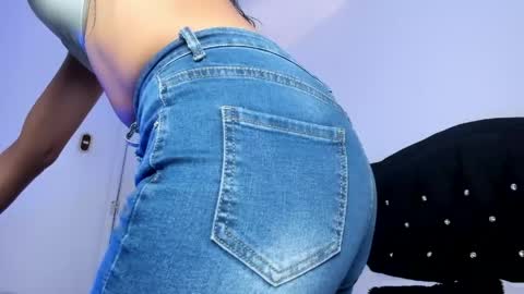 Gisell online show from 04.13.26