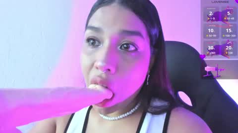 Giselle online show from 09.11.25