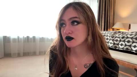 Snapshot of giselx_xx chatting on 03.23.26 GISEL online show from 03.23.26