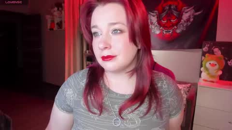 Snapshot of gitera_ chatting on 09.24.25 AlexaMillis online show from 09.24.25