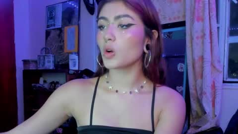 Snapshot of giulietta_mon chatting on 12.02.24 Giulietta online show from 12.02.24