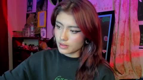 Snapshot of giulietta_mon chatting on 12.10.24 Giulietta online show from 12.10.24